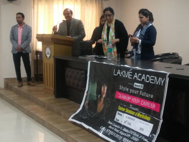 Seminar by LAKME Academy Aligarh